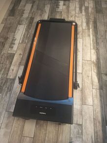 Folding treadmill