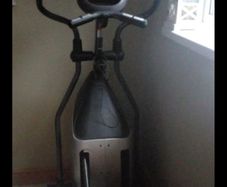Cross Trainer