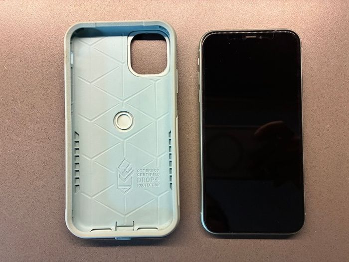 Apple iPhone 11