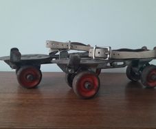 Vintage Adjustable Steel Roller Skates
