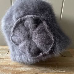 Seeberger womens Gray animal hair blend fuzzy bucket hat with a flower decoration new