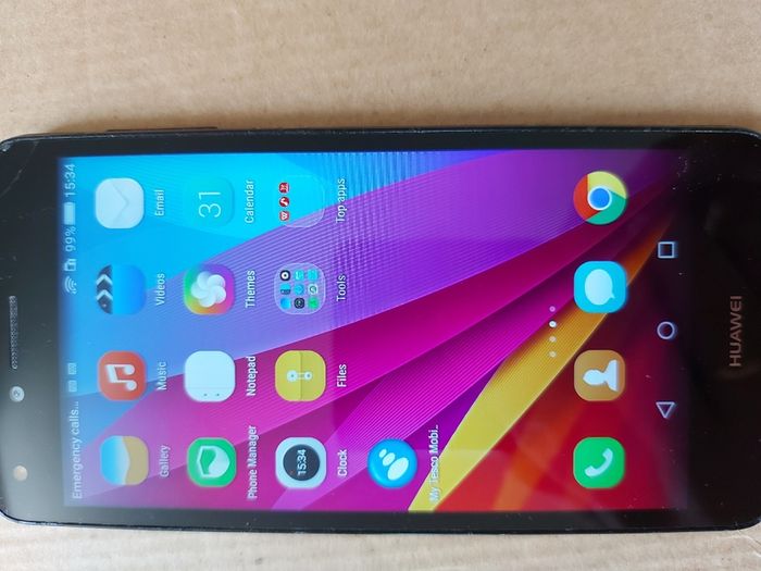 HUAWEI Mobile Phone, Model Cun-L01, 8GB, in very good condition