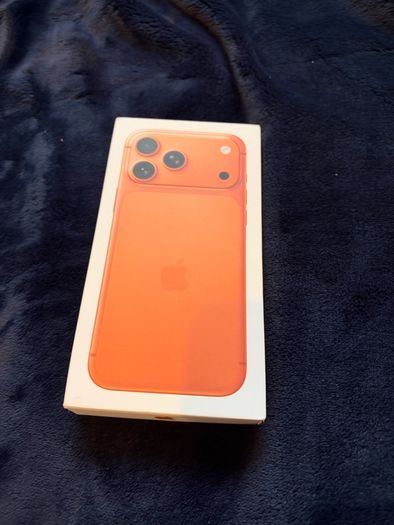 iPhone 17 Pro Max 256GB Cosmic Orange