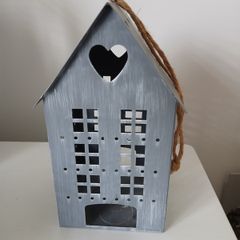 Hanging 'house' lantern