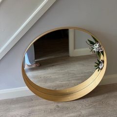 mirror