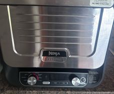 Ninja oven with smoker