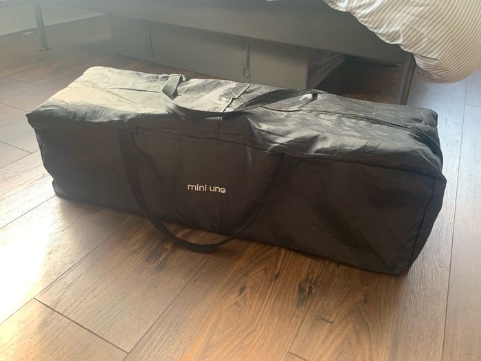 Travel Cot with carry bag