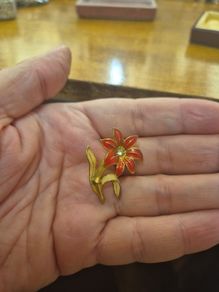 Vintage Flower Brooch
