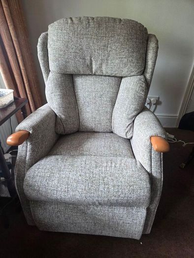 Electric Recliner