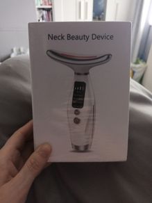 Neck massager