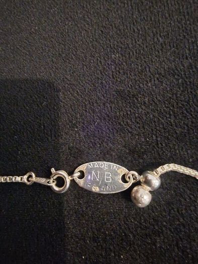 metel necklaces