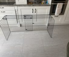 Expandable fire guard