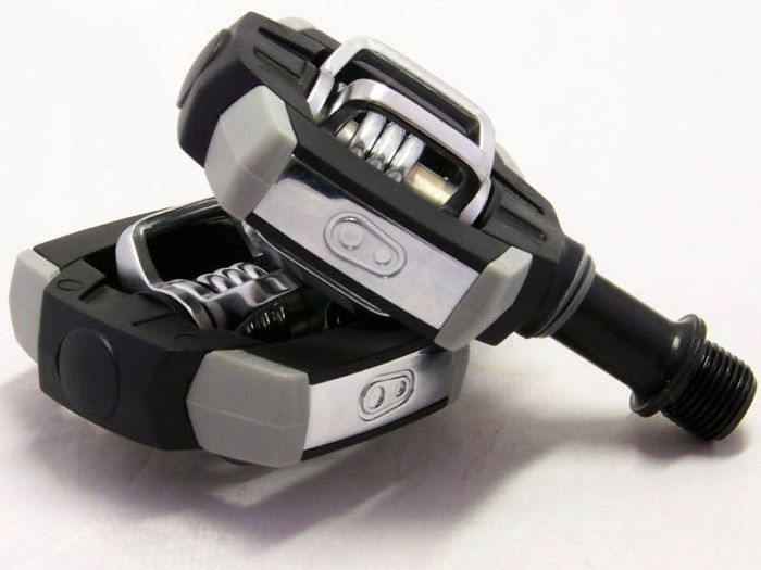 Crank Brothers Smarty Clipless Pedals with cleats and flat platform adapters