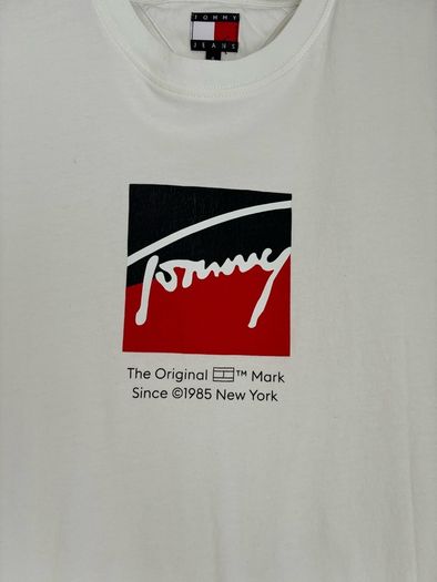 Tommy Hilfiger T Shirt