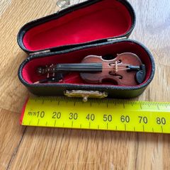 Vintage Violin miniature Vintage violin Souvenir violin