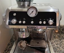 La Specialista Prestigio Manual bean to cup