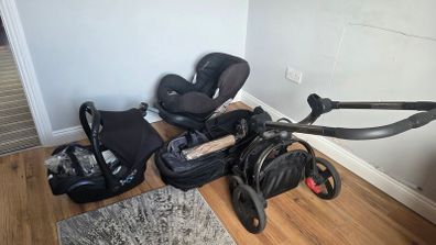 Mothercare Spin Pramette, Maxi Cosi Priorifix & Maxi Cosi Cabriofix Travel System