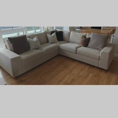 Large 4 Seater Corner Sofa Couch in Excellent Condition