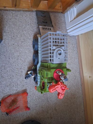 Imaginext jurassic world Hauler, Stygimoloch dinosaur cage & Owen figure, Claire and Gyrosphere action figure