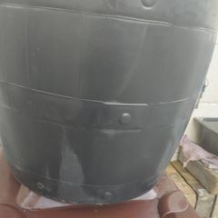 Black Barrel planter