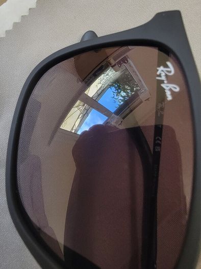 Ray.Ban .Chris