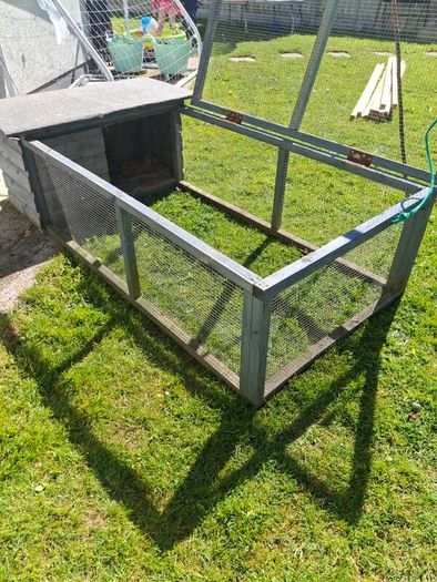 rabbit hutch