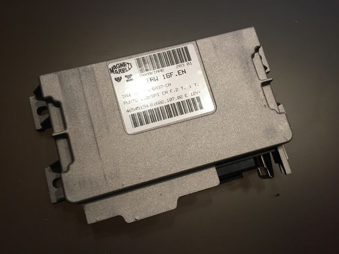 Engine ECU (Fiat Punto 176)