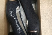 brand new navy shoes size 7