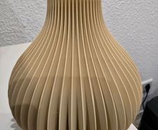 Round plant pot