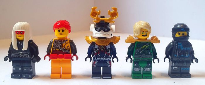Lego Ninjago 70651: Throne Room Showdown (2018) 100% Complete (NO BOX)