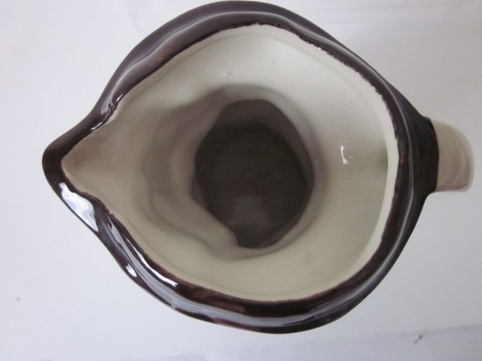 Toby Jug THIEF  made by Roy Kirkham Pottery, Staffordshire, England