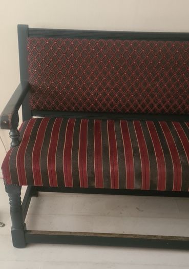 Pub Bench