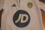 leeds United Age 7/8 full kit