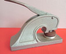 Vintage Hand Press / Embosser