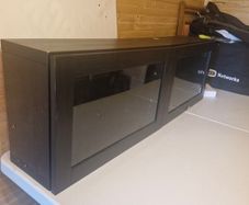 wall mounted cabinet