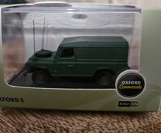 Oxford Diecast Landrover Defender Military 1.76 Scale