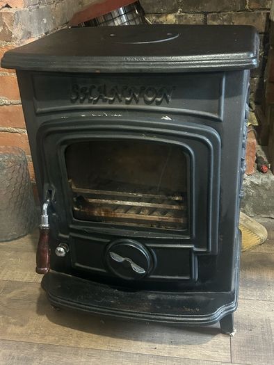 Shannon Milenio stove 5 KW good condition working well. Selling for 450 collection only Virgina area