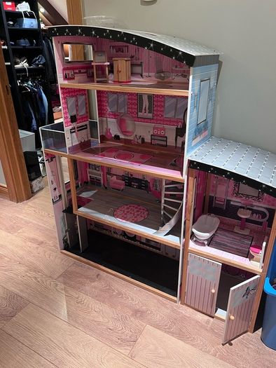barbie house