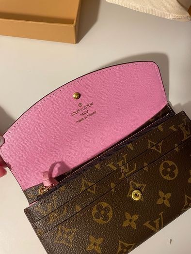 FAKE Louis Vuitton Purse