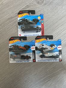 Hot wheels F1 set