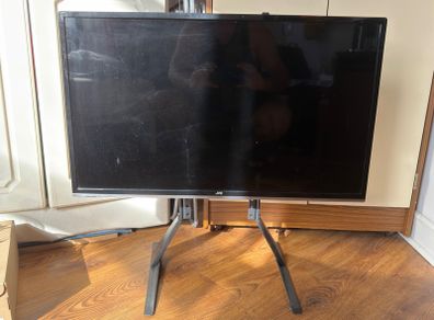 Jvc 32" HD ready smart tv