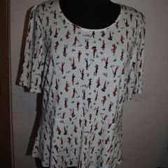 Tu white printed top size UK18 EU46 Postage included