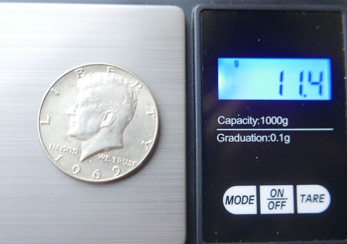 1969 Kennedy Half Dollar 40% Silver