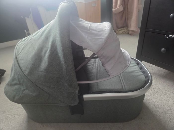 Uppababy vista V2