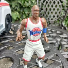 Space Jam Tune Squad Looney Tunes Michael Jordan NBA Action Figure 5"
