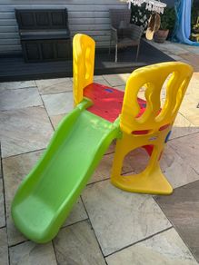 Little Tikes Hide & Slide