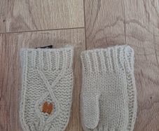 baby gloves