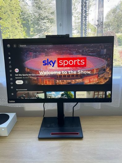 Lenovo ThinkVision 24" Full HD IPS Webcam