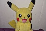 Pokemon - Pikachu plush