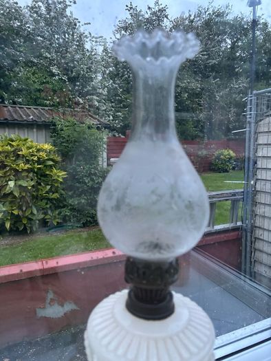 Antique Paraffin Oil Lamp Open to Offers